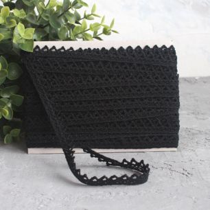 Тесьма кружевная вязаная, черная 10 мм.