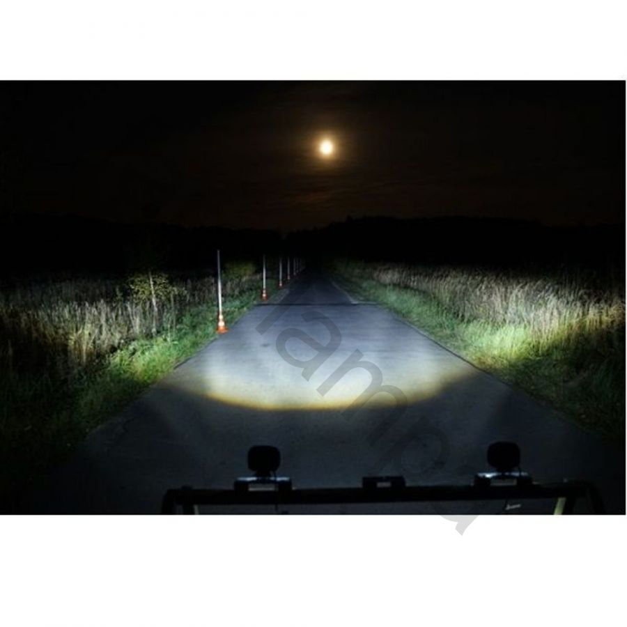 Светодиодная фара ближнего света со светотеневой границей