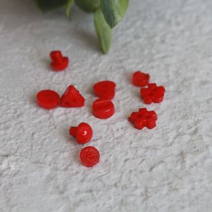 Набор мини пуговиц для творчества - микс форм - красные, 10 шт., 5 мм.