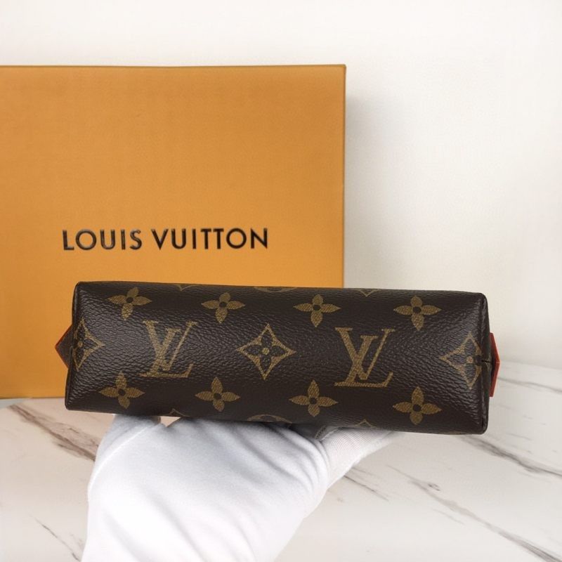 Косметичка Louis Vuitton