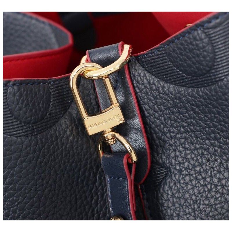 Louis Vuitton 26*22*27 cm