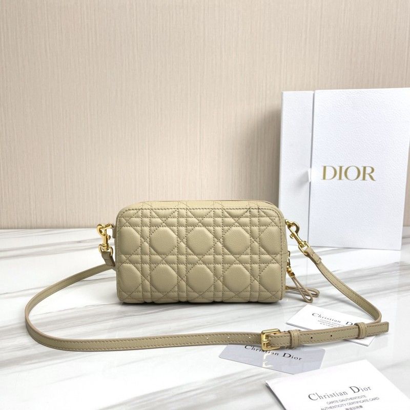 DIOR 19*10.5*5 cm