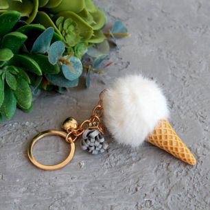 Кукольный аксессуар Мороженое ванильное (мех), 7,5 см.