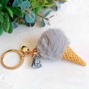 Кукольный аксессуар Мороженое серое (мех), 7,5 см.