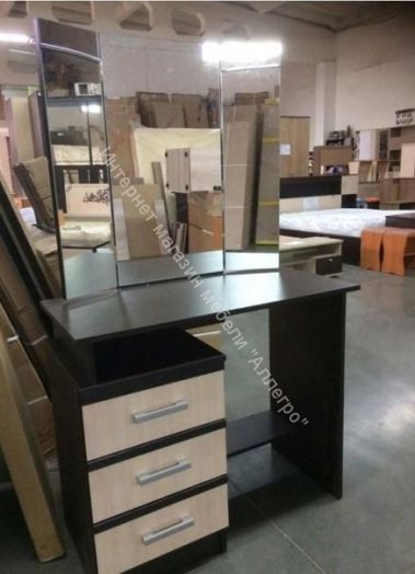 Косметический столик "Сакура"