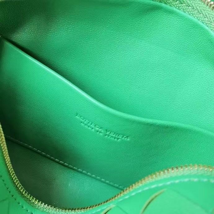 Bottega Veneta Intrecciato 17*11*6 cm