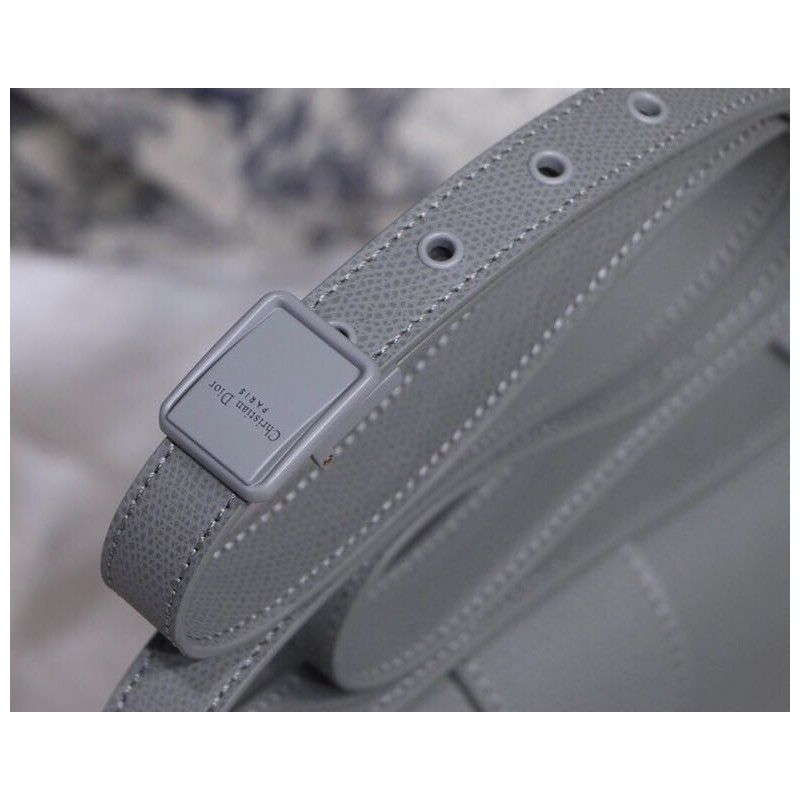 Dior Montagine 30 24 cm