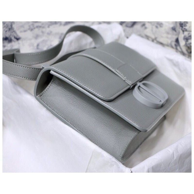 Dior Montagine 30 24 cm