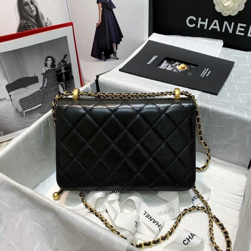 CHANEL 22x14x8 cm