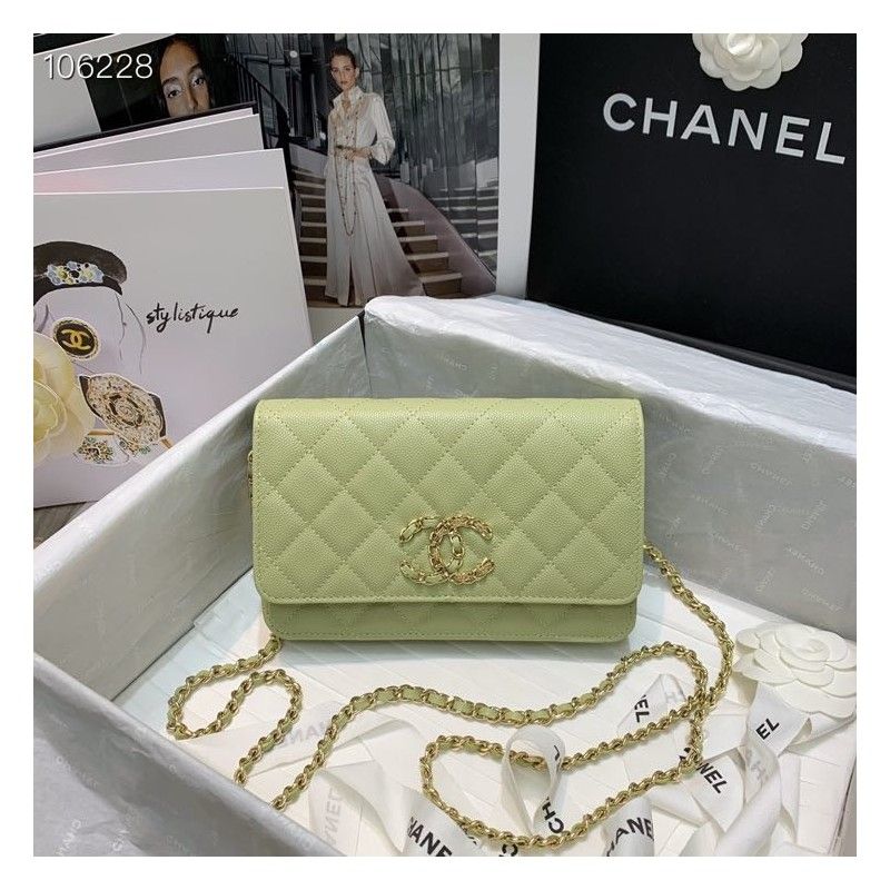 Кошелек CHANEL на цепочке 19,5х13 см