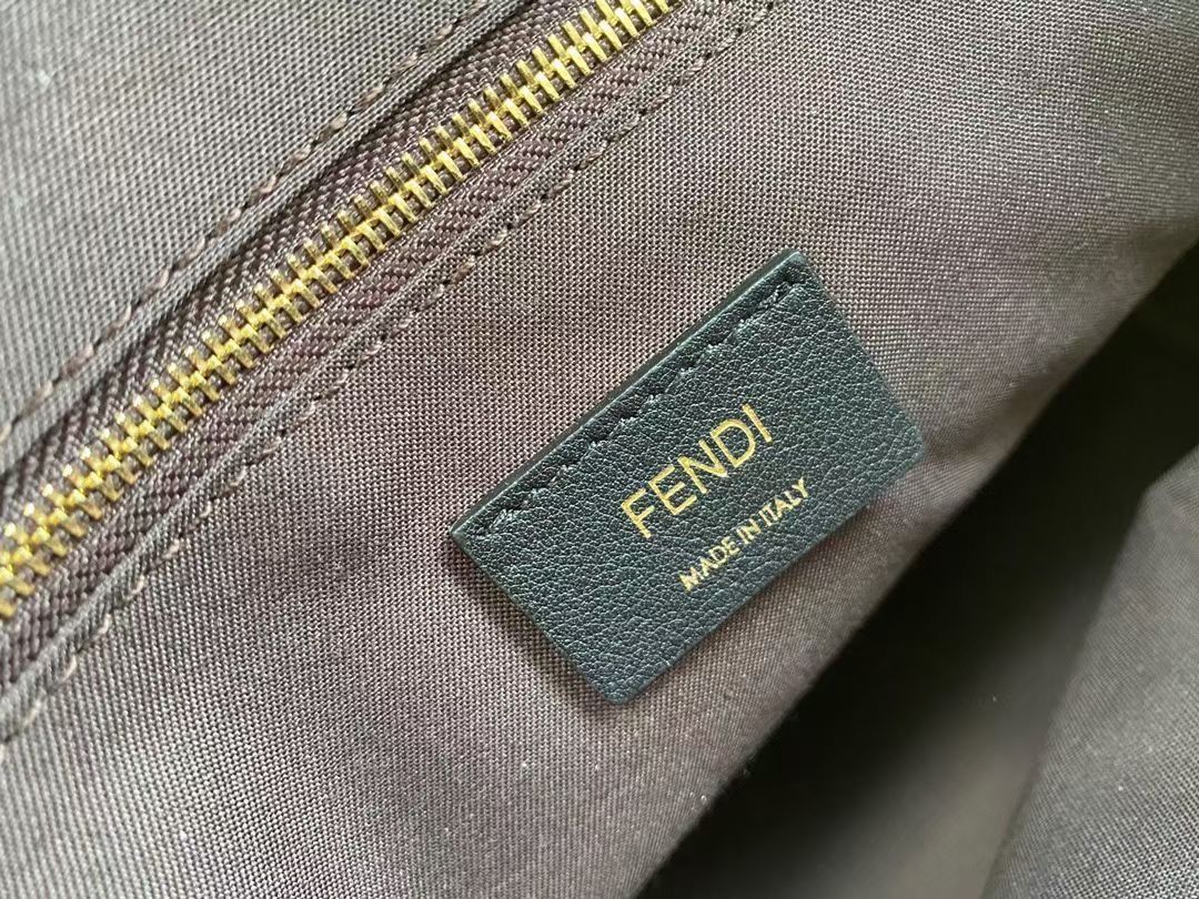 Сумка шоппер FENDI 40,5 x 35 x 21,5 cm