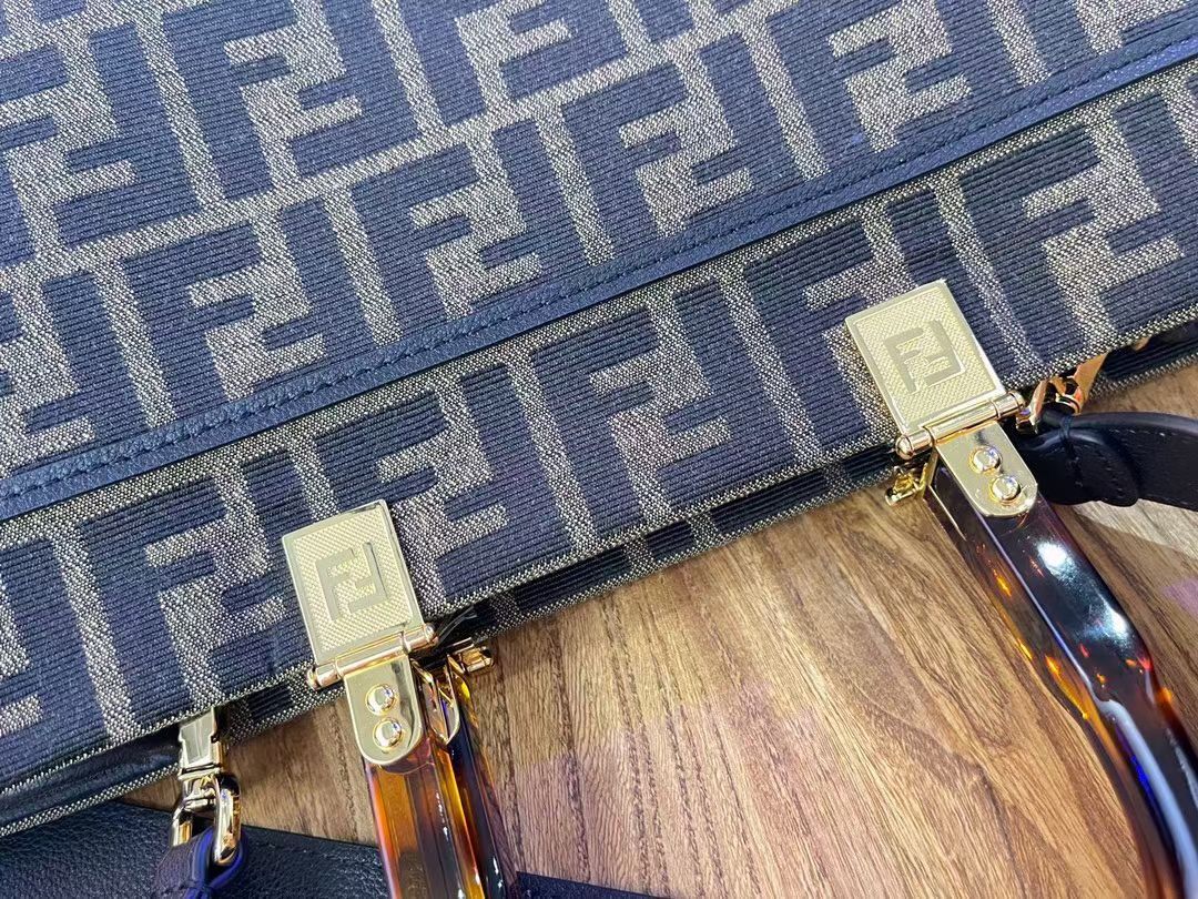 Сумка шоппер FENDI 35 cm