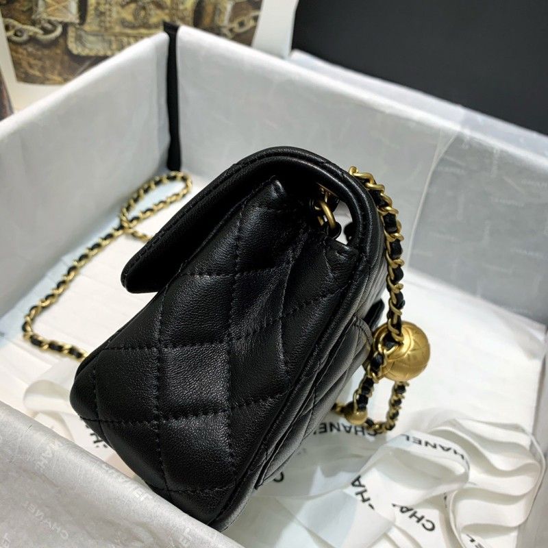 CHANEL 20 cm