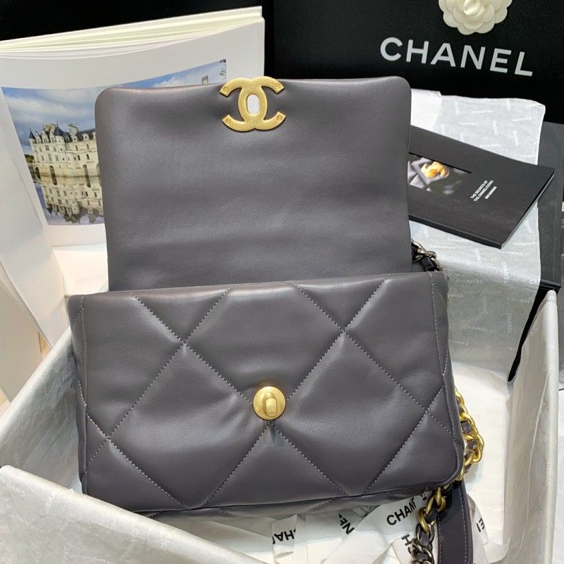 CHANEL 26x16x9cm