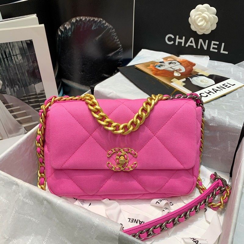 CHANEL 26x16x9cm