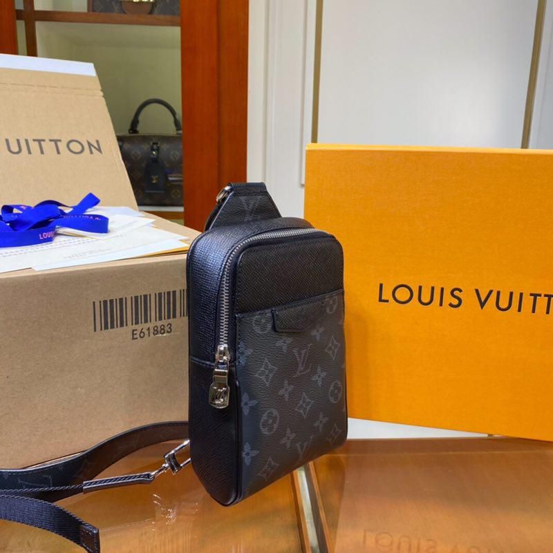Сумка слинг OUTDOOR Louis Vuitton