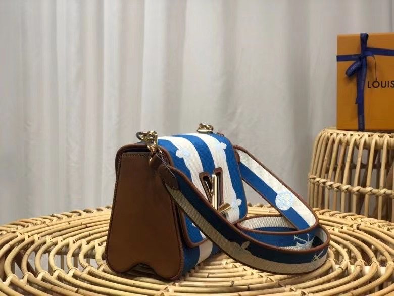 Louis Vuitton 23*17*10 cm