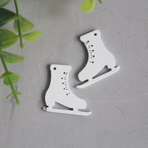 Деревянное украшение - Коньки белые 2,4*2,8 см. (5 пар)