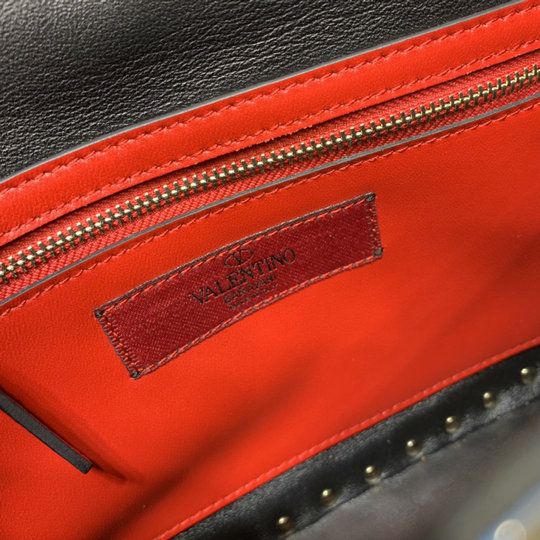 Valentino Garavani Rockstud 24 cm