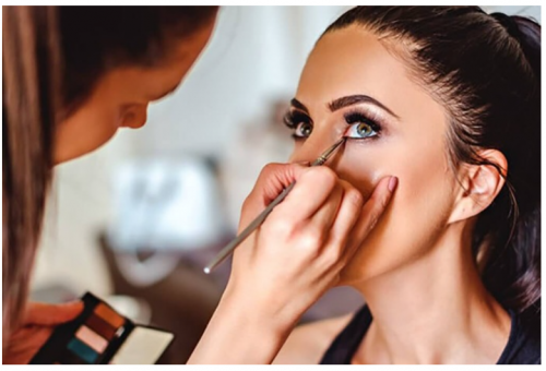 Основы визажа. Губы, глаза, брови. Часть 2 (Дарья Холодных)