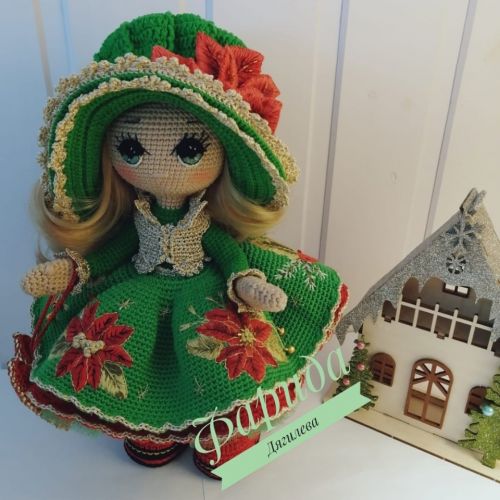 [Игрушки] Вязаная кукла (Фарида Дягилева)