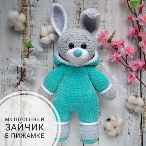 [Игрушка] Плюшевый зайчик в пижамке (hlestik_toys)