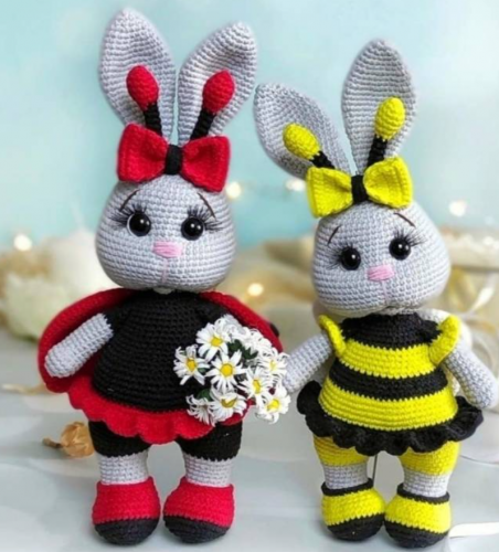 Зайка в костюме пчелки и божьей коровки (Анастасия Ерохина)