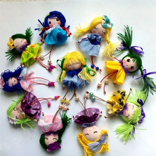 Текстильные куклы-брошки (Надежда Волошина)
