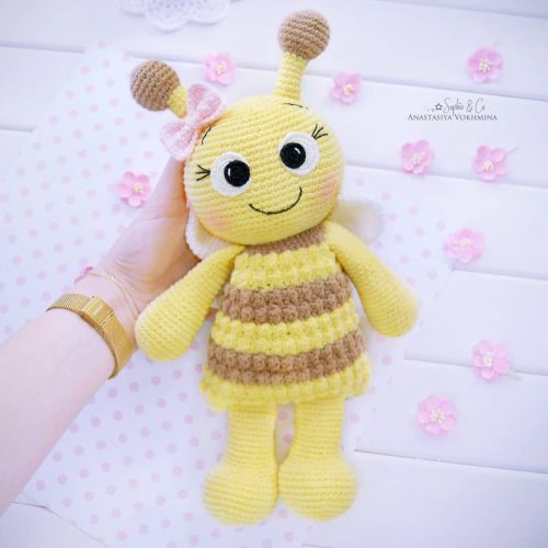 Пчёлка - грелочка (anastasiya_vokhmina)