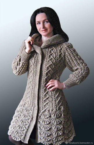 Описание вязания пальто с каймой и капюшоном (Мила)