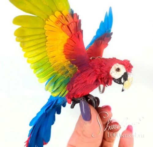 МК 'Летящий Ара' (брелок) (Татьяна Шмелёва)