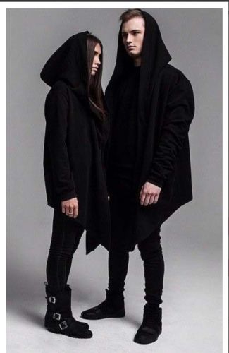 Мантия-куртка с капюшоном - выкройка 40-52 (Вера Ольховская)