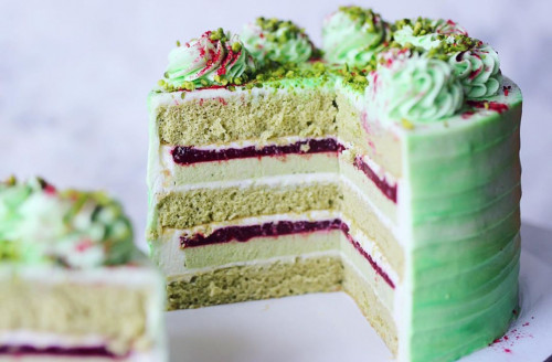 Бисквитный торт Фисташка-малина-лайм (nezabudka_cake)