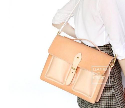 13-дюймовая сумка-мессенджер из кожи [LeatherDIYStudio]