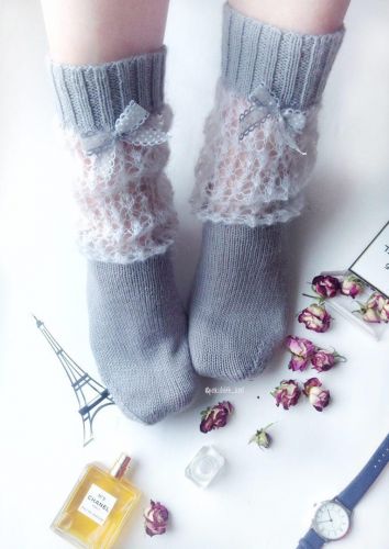 [pinkishlife_knit] Носки 'Мечтать о Париже'