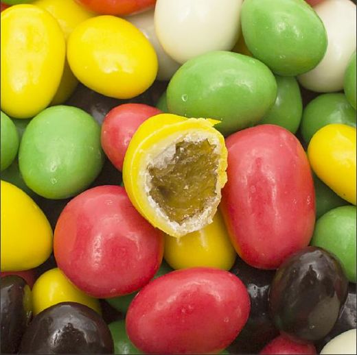 Изюм в цветной шоколадной глазури Изюм в цветной шоколадной глазури