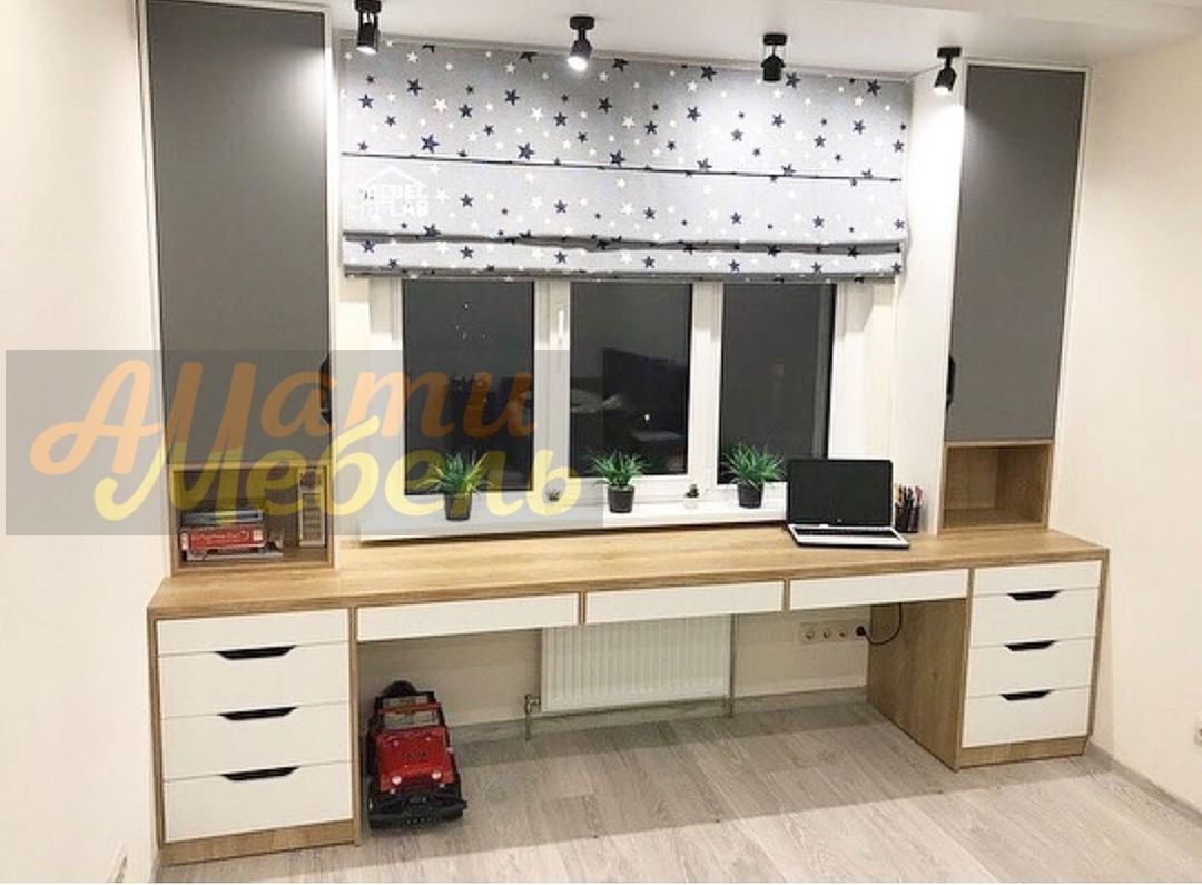 стол в детскую за 109106.25 ₽