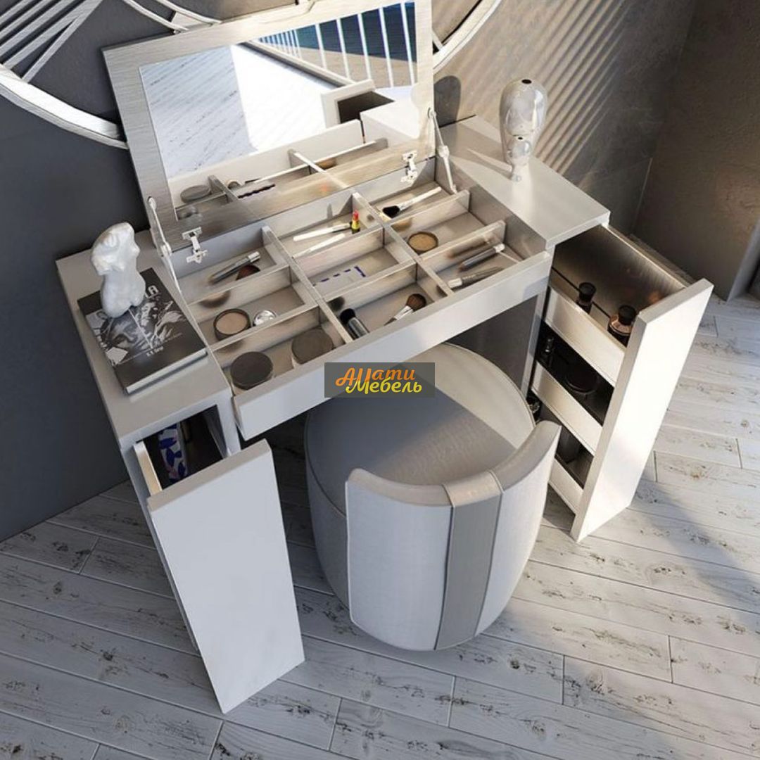 столик в спальню