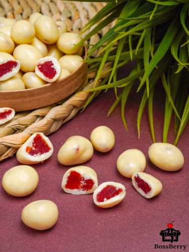 Клубника в йогуртовой глазури