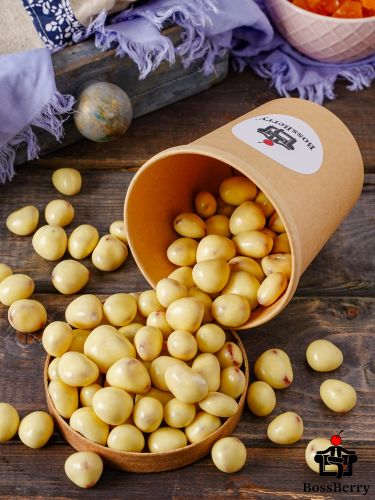 Клубника в йогуртовой глазури