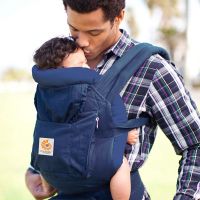 Ergobaby Carrier Bundle of Joy Organic Twill Navy +Infant Insert Heart2Heart