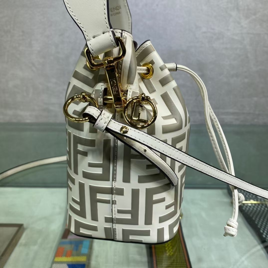 Fendi Mon Tresor Mini 12x18x10 cm