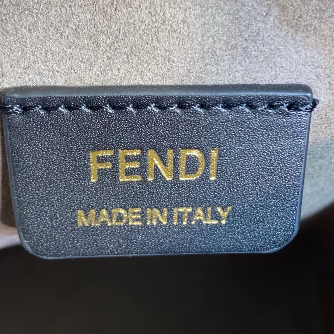 Fendi Mon Tresor Mini 12x18x10 cm