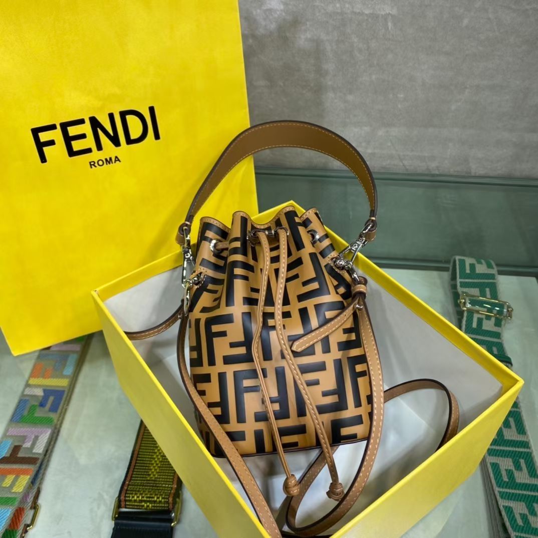 Fendi Mon Tresor Mini 18x12x10 cm