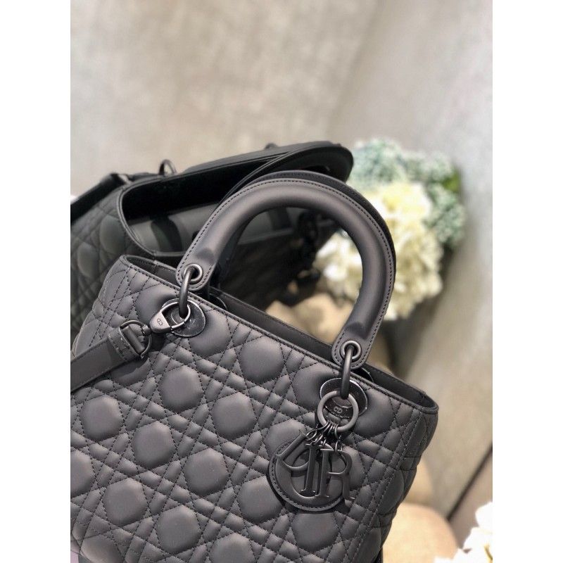 Lady Dior 24 cm