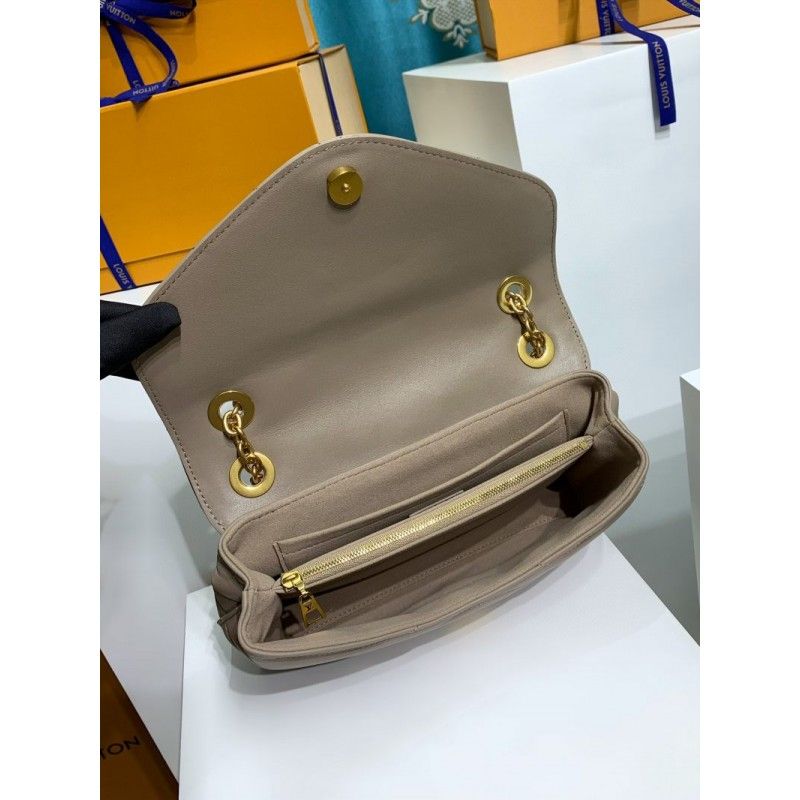 Louis Vuitton New Wave 24 cm