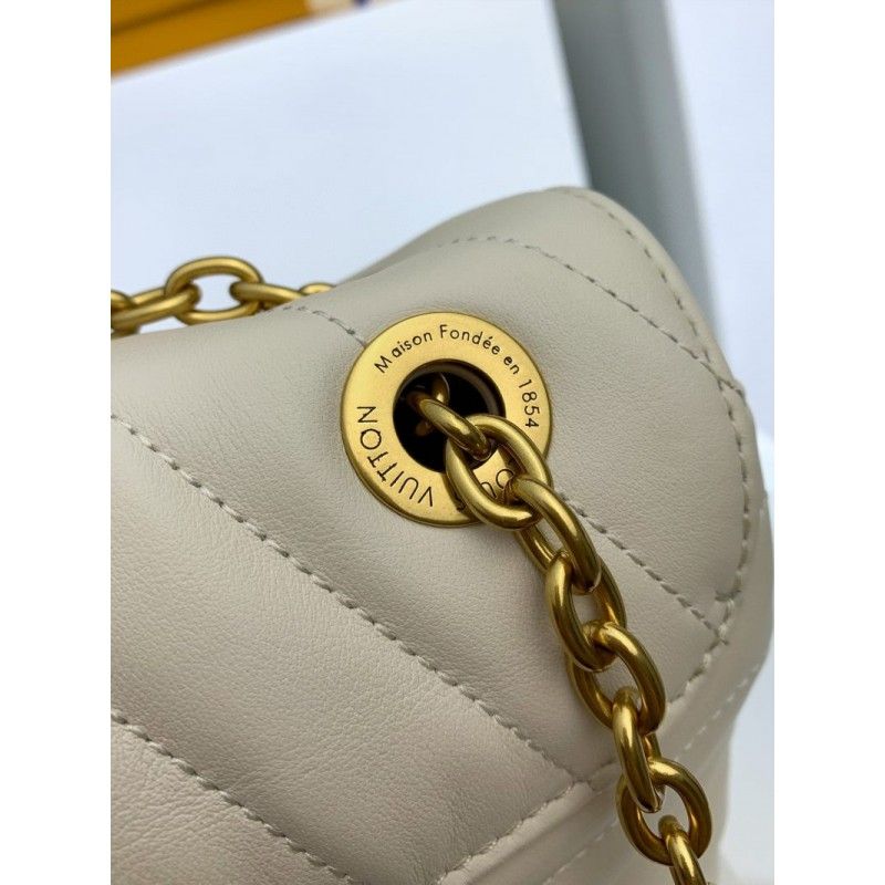 Louis Vuitton New Wave 24 cm