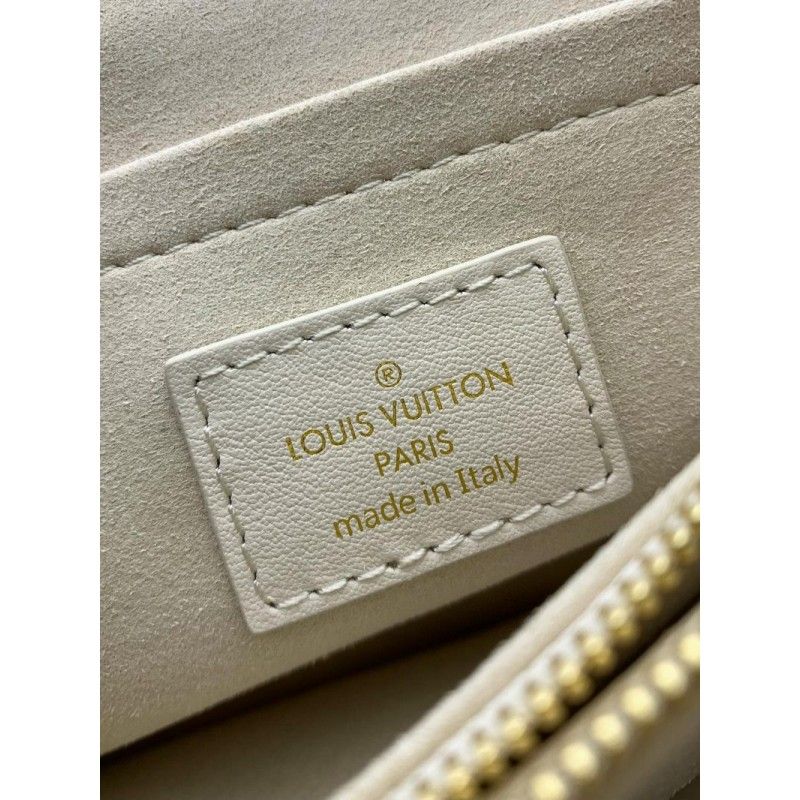 Louis Vuitton New Wave 24 cm