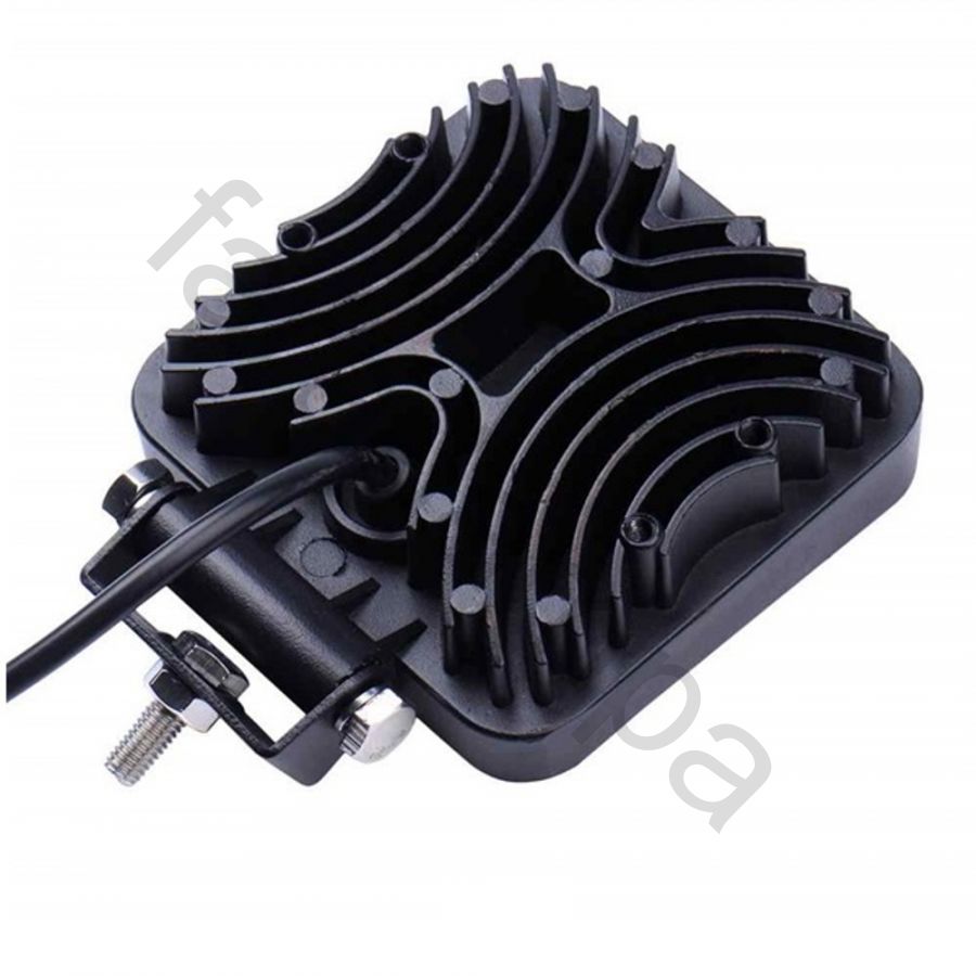 Фара квадратная ближний дальний 99 ватт (переключается)