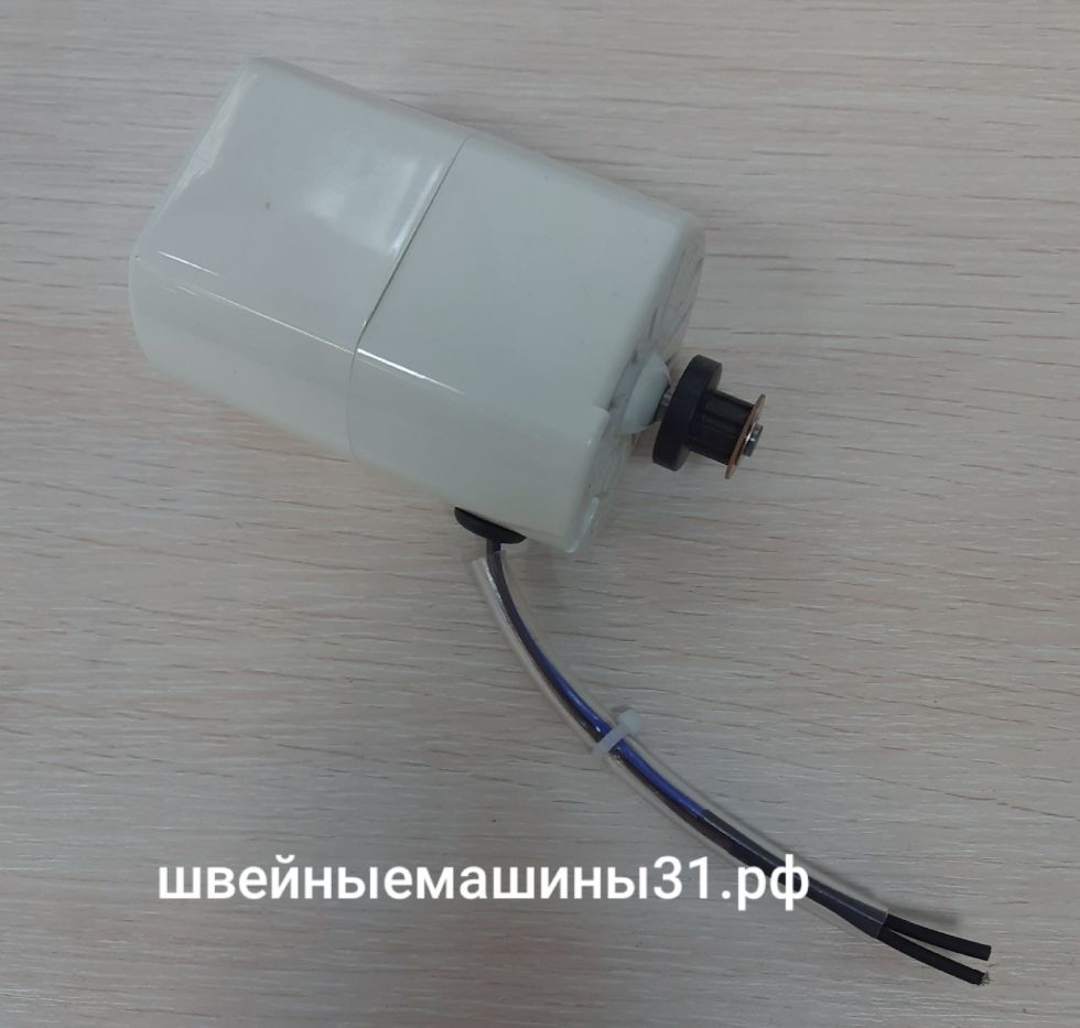 Электродвигатель YDK MODEL YM-261-12; 120 Вт; 7000 об/мин; 230в; 0,55А; шкив 8 зубьев.     Цена 7000 руб.